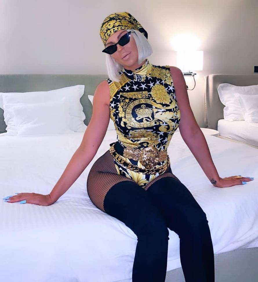 Karleuša je uzvratila Hloverki: 'Educiraj se malo tko sam ja...'