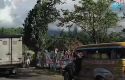 'Probudio' se vulkan Mayon, kamenje ubilo petero planinara