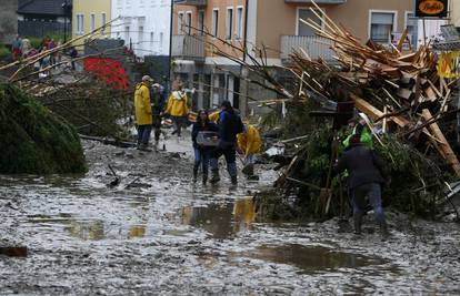 U poplavama u Francuskoj i Njemačkoj najmanje 10 mrtvih