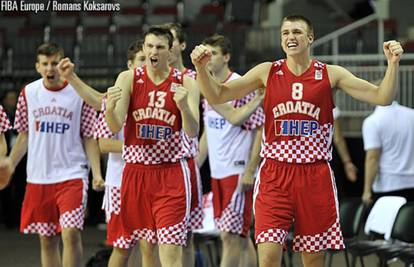 Mladi košarkaši slomili Rusiju i ušli u polufinale Eura u Latviji!