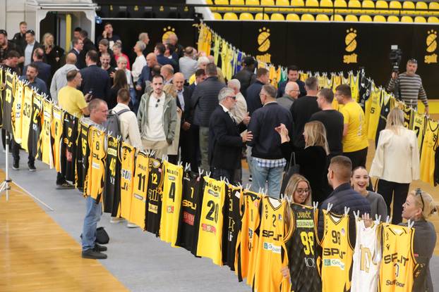 Split: Izložba 150 dresova povodom 80. rođendana KK Split