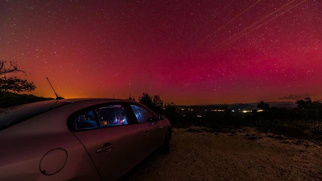 Planinski prijevoj Malačka i Aurora borealis