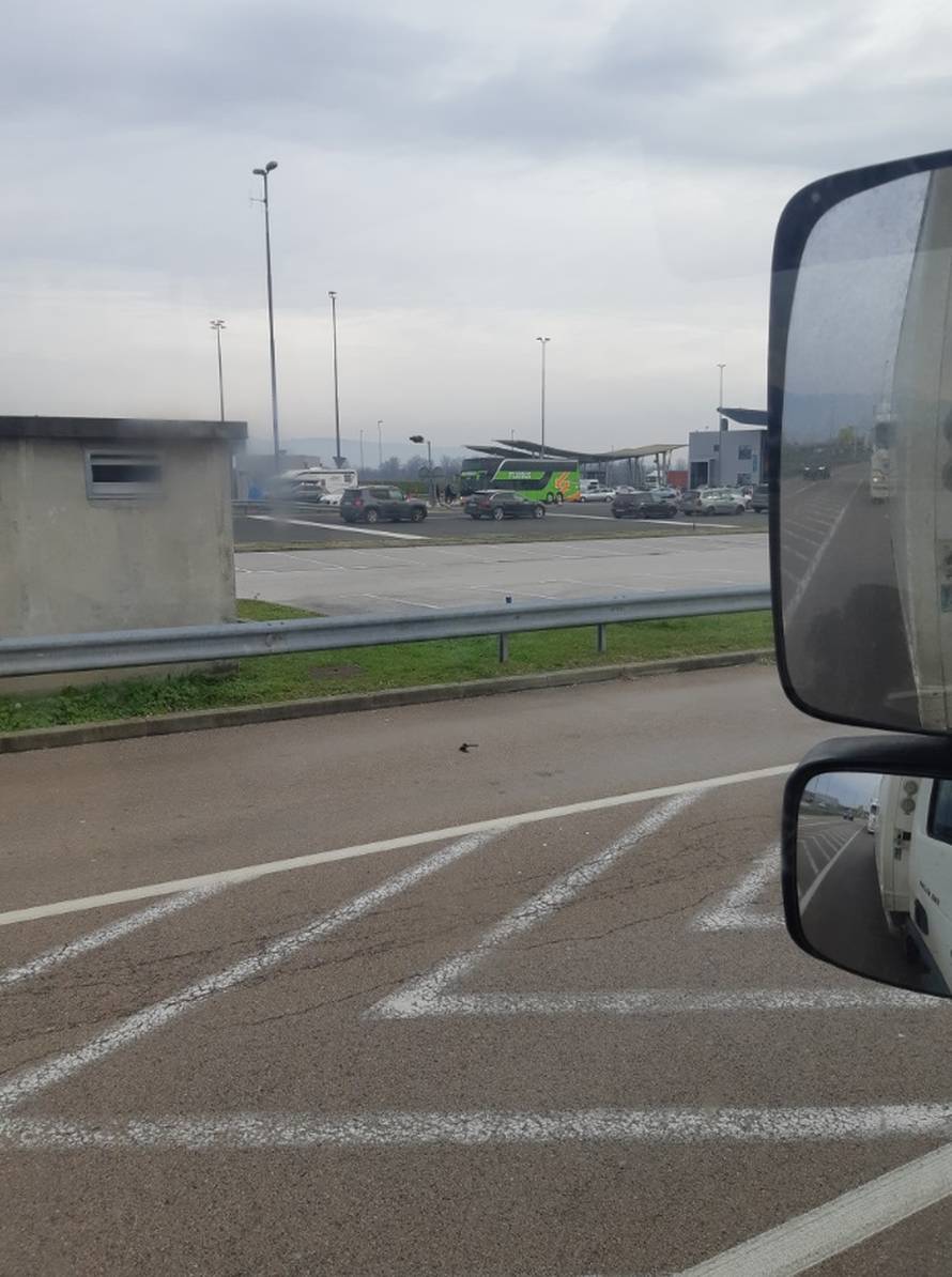 Na Bregani nisu našli bombu, bio je to samo  štimer za klavir