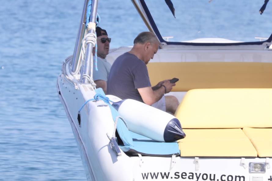 EKSKLUZIVNO: Kevin Spacey u društvu Jakova Sedlara prošetao po Braču 