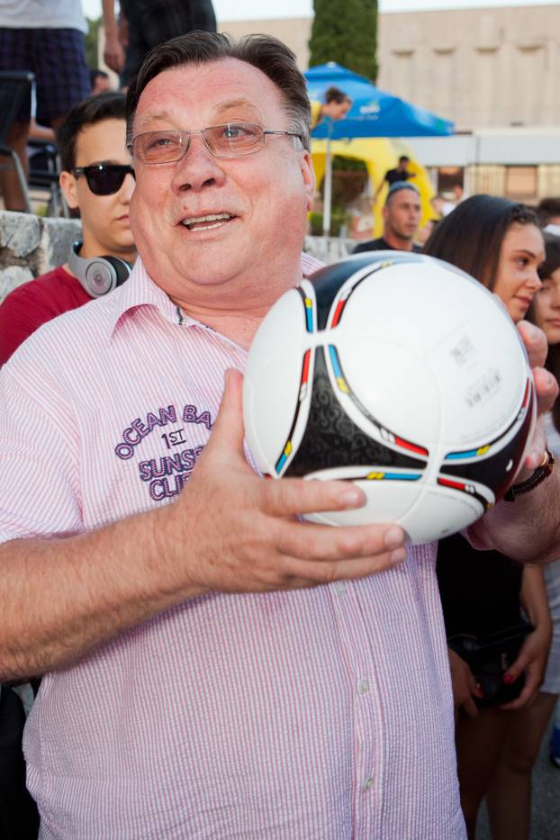 Dubrovnik: Humanitarna utakmica u sklopu Dubrovnik football summita