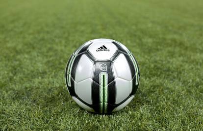 Uz pomoć senzora u pametnoj lopti postanite bolji nogometaš