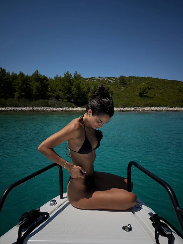 FOTO Borna Ćorić se u tajnosti oženio za prelijepu influencericu iz Dalmacije! Skupa su 3 godine
