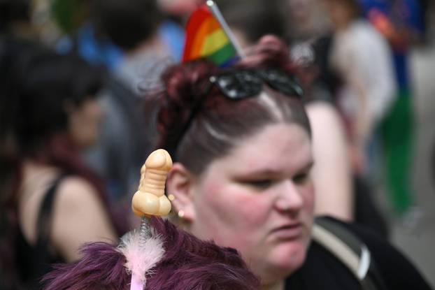 Zagreb: 25. Povorka ponosa LGBTIQ zajednice "Korak po korak, iskorak!"