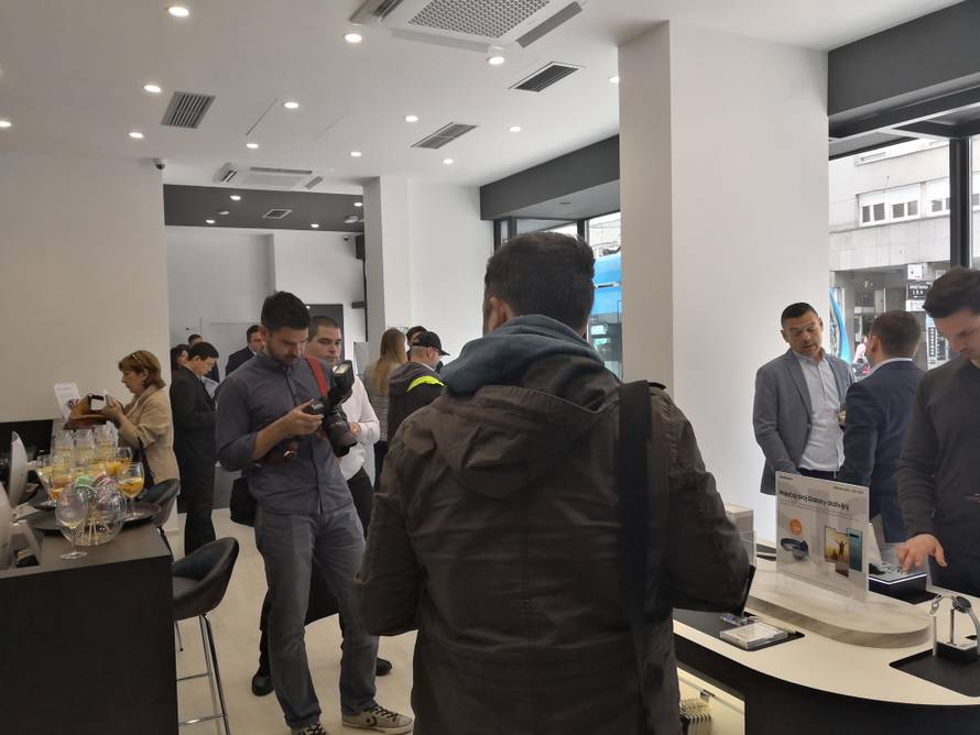 Samsung dobio novi servis, za sat vremena uklonit će kvar