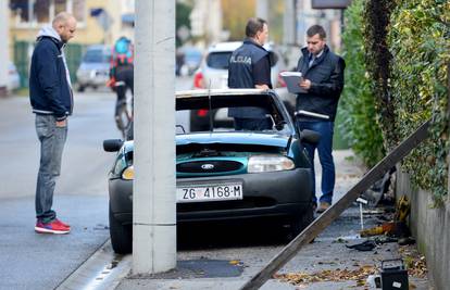 Građane probudila eksplozija: Izgorio automobil na Trešnjevci