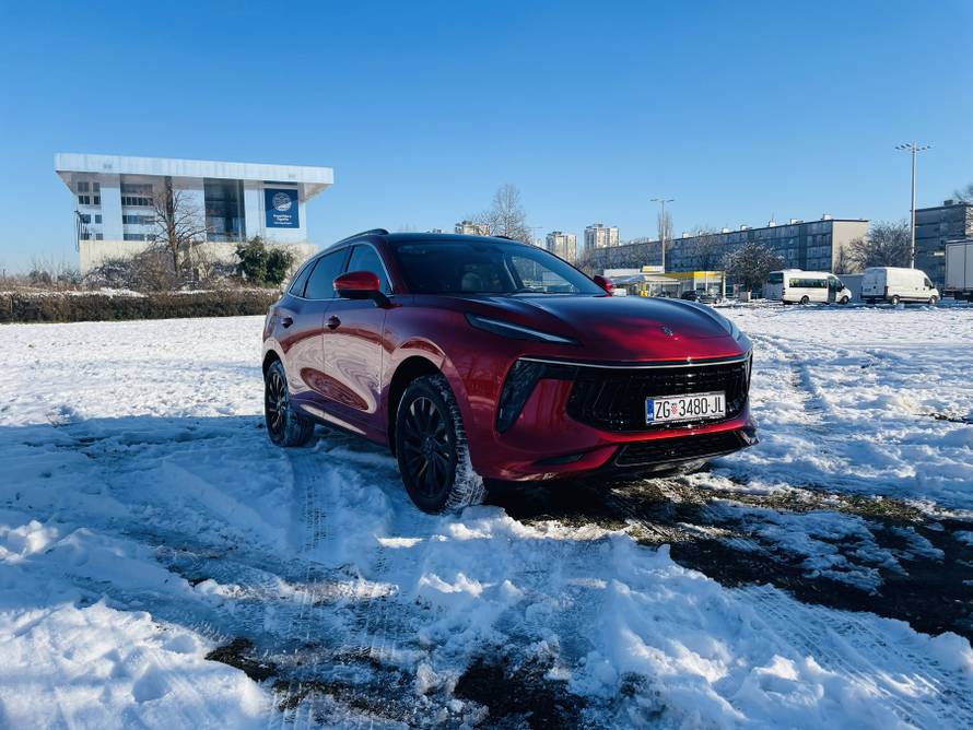 Testirali smo Forthing T5 EVO: Kineski SUV na japanski pogon za 29.990 € s hrpom opreme