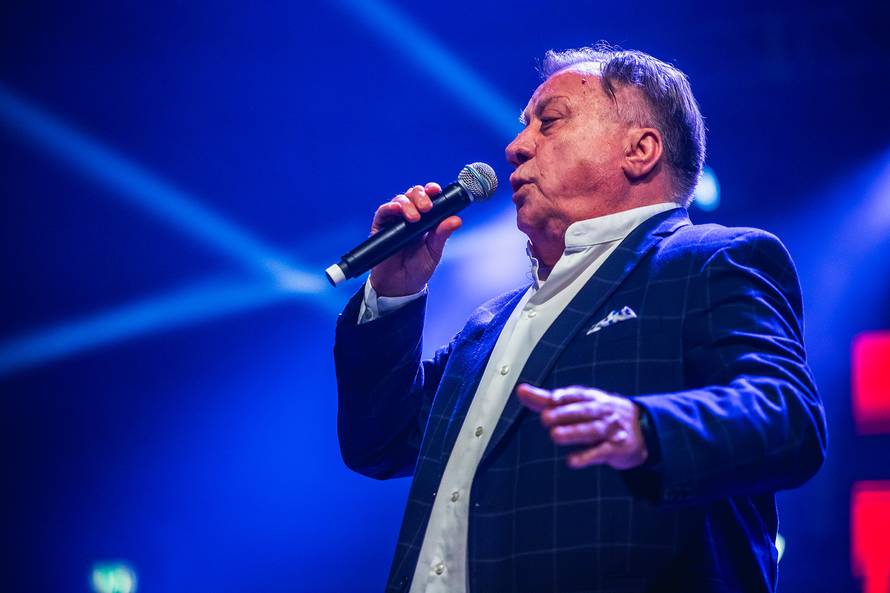 Otkrili kakvo je zdravstveno stanje Halida Bešlića: 'Svjestan je da je situacija ozbiljna, jak je'