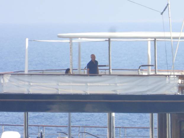Korčula: Jeff Bezos i Lauren Sanchez odmaraju na palubi svoje jahte Koru