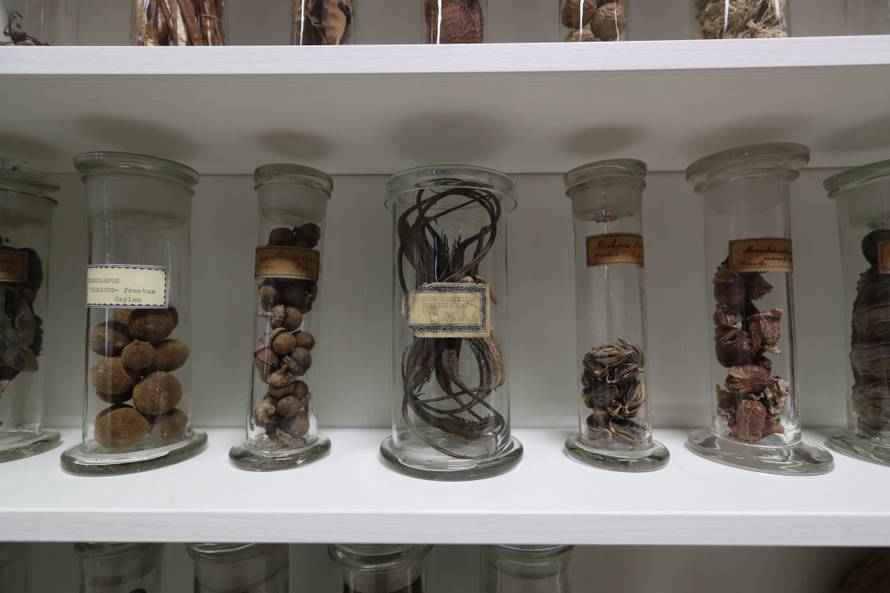 Veličanstvena zbirka: Opijum, španjolske mušice i afrodizijaci