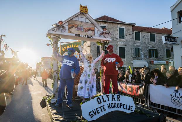 Tito i Ante Pavelić spaljeni kao Krnje u Kaštel Starom