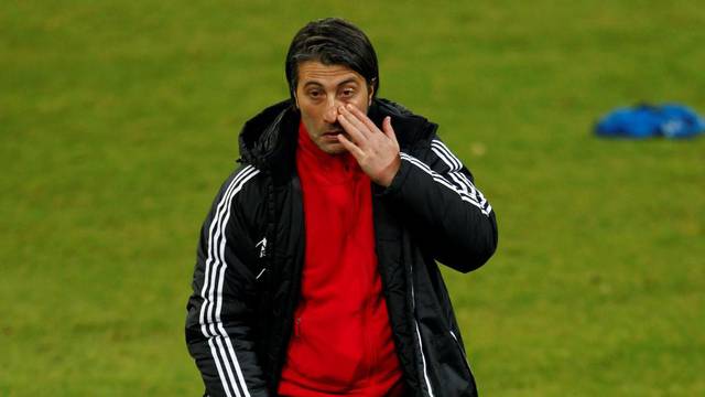 FILE PHOTO: FC Basel's coach Yakin reacts during a training session in Gelsenkirchen