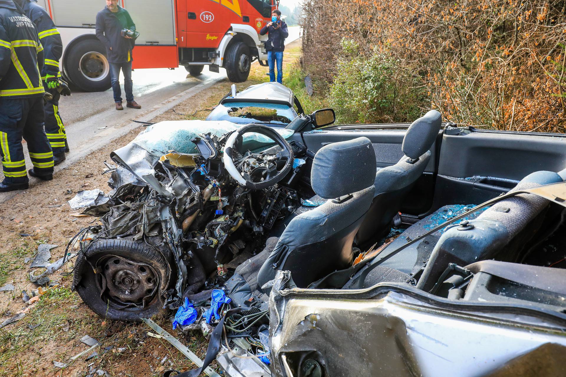 U sudaru kamiona i automobila nedaleko Pule jedna je osoba poginula