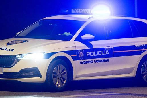 Autom se zabio u ogradu na A3 kod Lu&ccaron;kog, HAC: 'Ograni&ccaron;enje brzine je 60 km/h, oprezno'