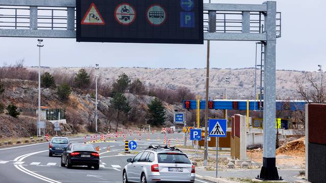 Olujni udari bure na širem riječkom području