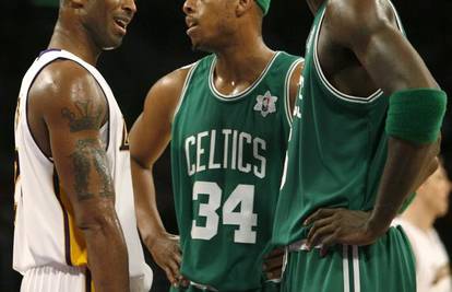 NBA derbi: Atlanta Hawks "pomela" Boston Celticse