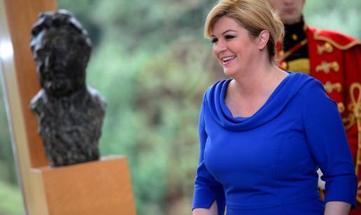 Kolinda uz Tuđmana govori o zajedništvu, a želi poslušnost