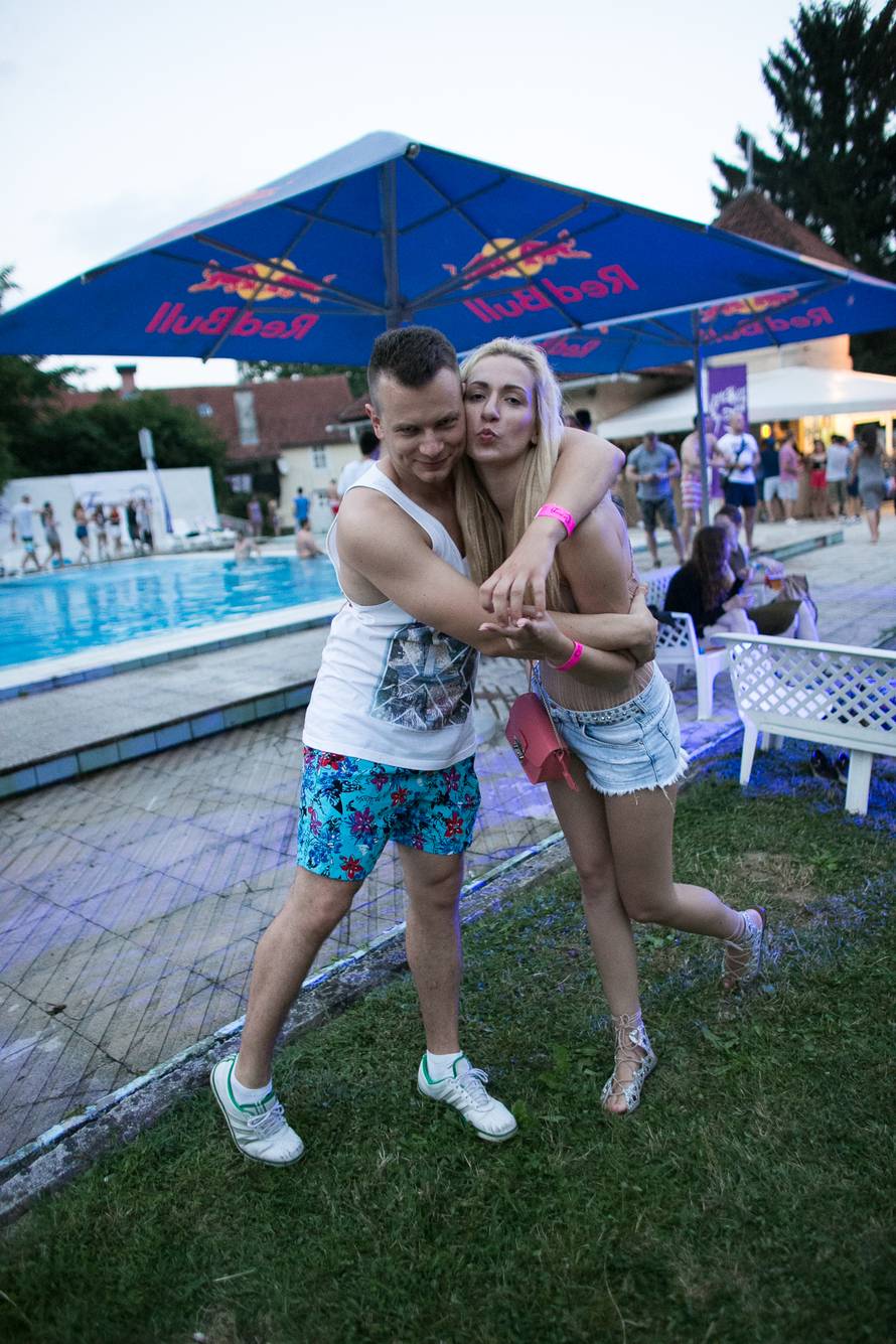 Žestoki pool party u Samoboru uz Mercedes-Benz A-klasu
