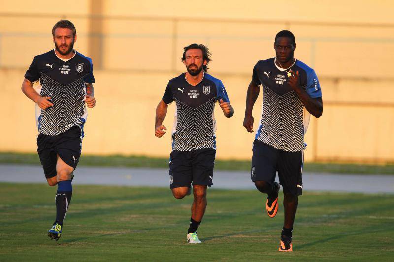 Italy_s forward De Rossi, Pirlo and Balotelli during a training session at Joao Havelange Stadium in Rio de Janeiro