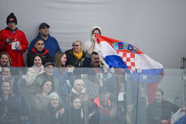 Zagreb:  Susret Hrvatske i Srbije na Svjetskom prvenstvu u hokeju za žene divizije III