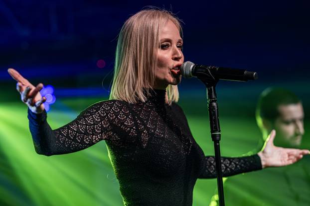 Žminj: Koncert Jelene Rozge za Valentinovo 