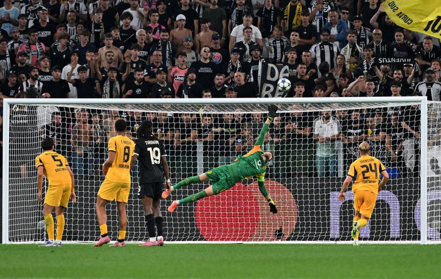 UEFA Champions League - Juventus v Borussia Dortmund