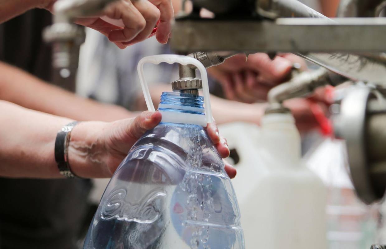Split: Od danas se ponovo može piti voda iz slavine, ukinuta je preporuka za prokuhavanje