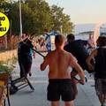 VIDEO Makljaža kod Novog Vinodolskog: Turisti i lokalci se mlatili. Jedan imao grablje!