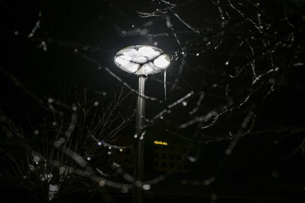 Zagreb: Pada ledena kiša