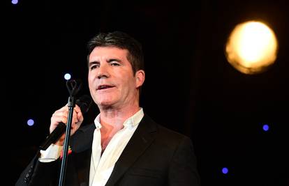 Simon Cowell snima pjesmu za pomoć stradalima u Londonu