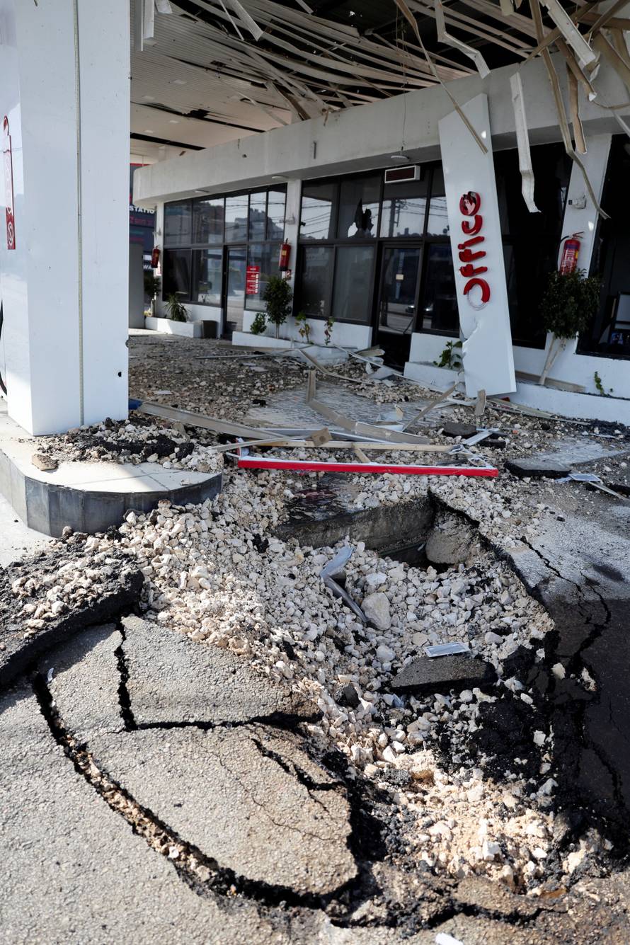 Aftermath of an strike in Tyre