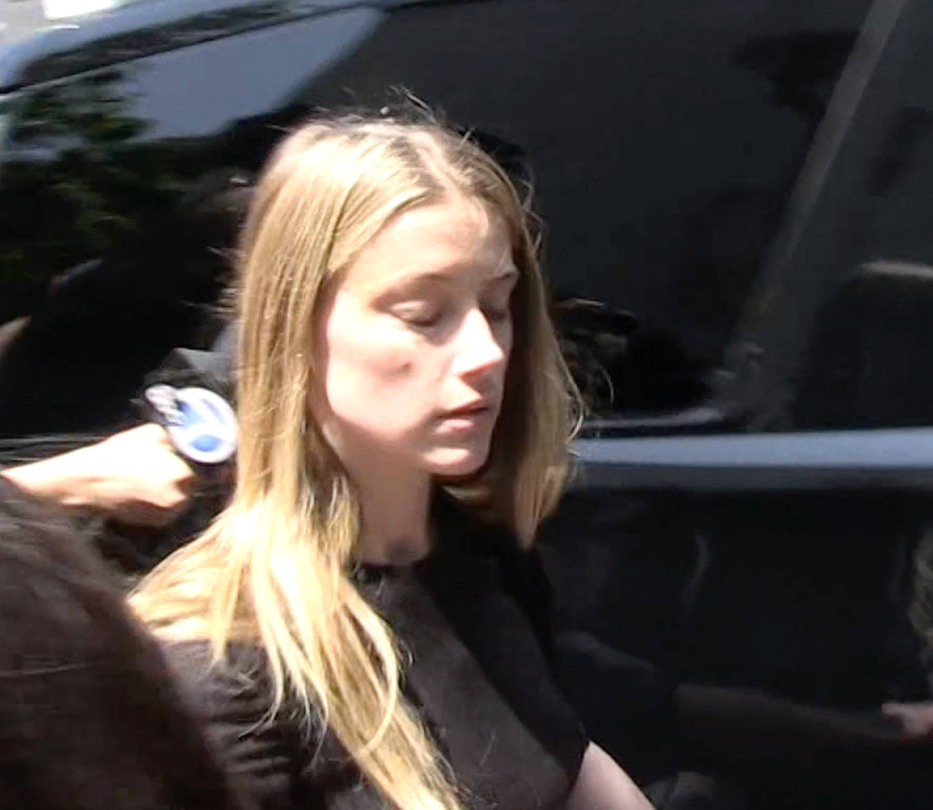 *PREMIUM EXCLUSIVE* Amber Heard Claims Domestic Violence, Gets Restraining Order Against Johnny Depp **MUST CALL FOR PRICING**