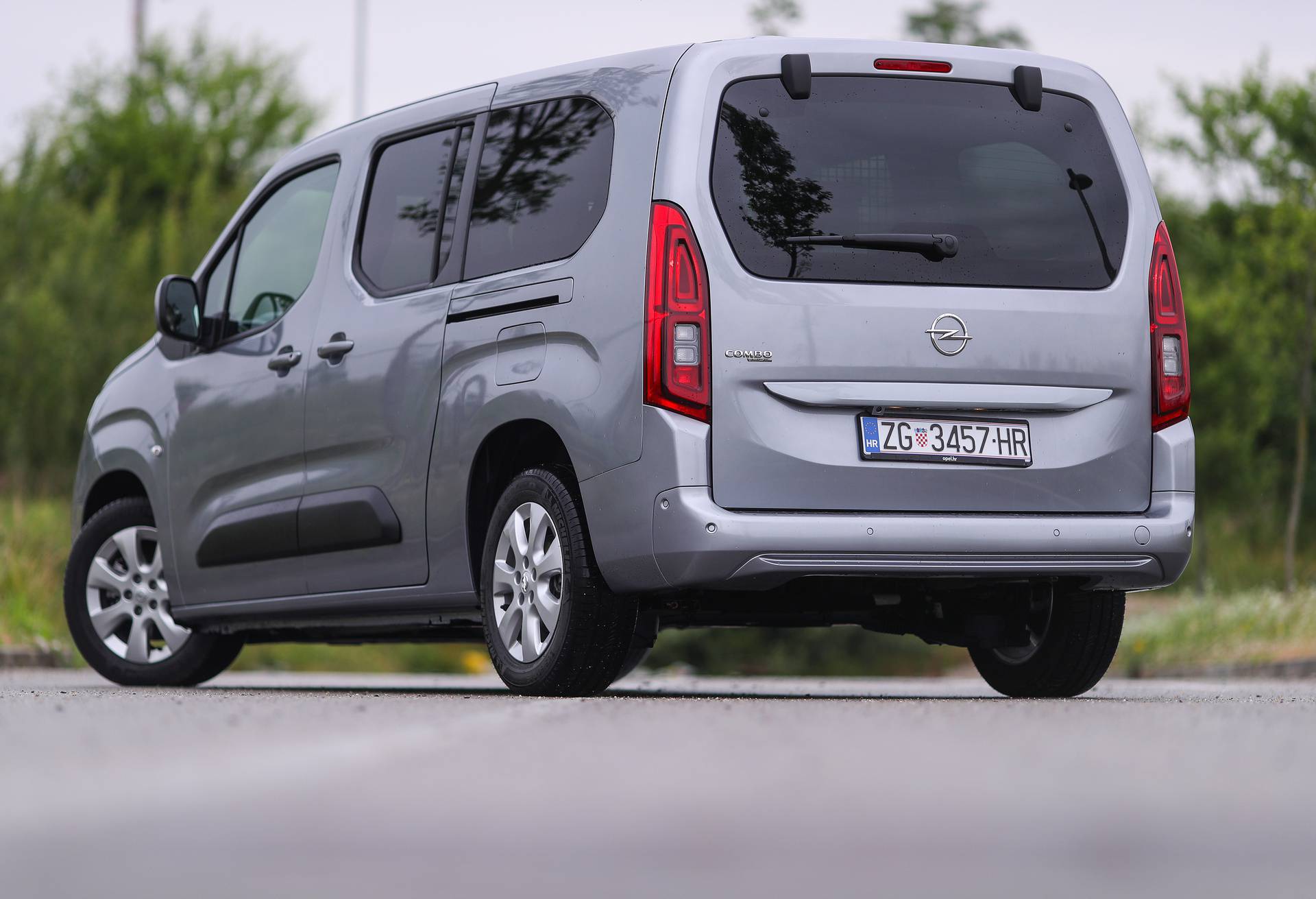 Opel Combo life N1 je obiteljski automobil bez trošarine i PDV-a