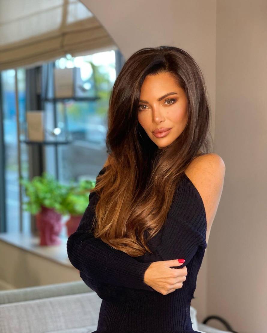 Nikolina Pišek pokazala figuru, pa je kritizirali: 'Majka koja se ovoliko trudi snimiti stražnjicu!'