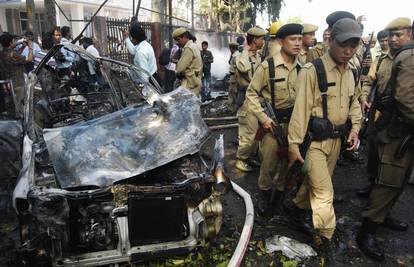 U eksplozijama u Indiji 61 mrtvih i stotine ranjenih