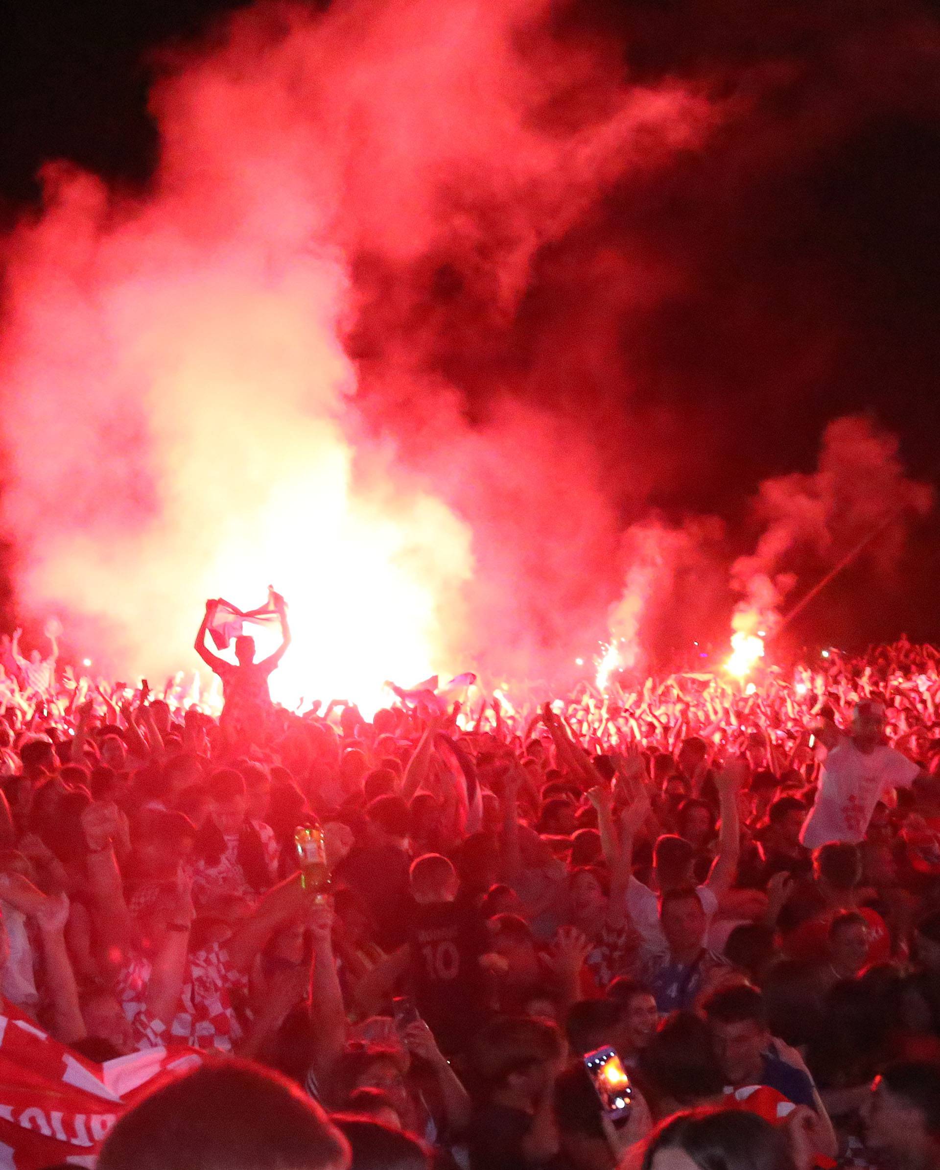 Zadar: Slavlje navijaÄa nakon pobjede nad Engleskom