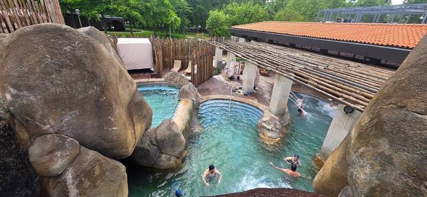 FOTO Ovo su najljepše terme u Europi: Na jednoj kupate se okruženi vulkanima