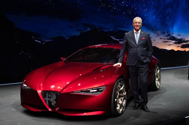 FOTO Alfa Romeo otkriva svoju budućnost: Cuorerosso izgleda sjajno i ima moćni V6 motor