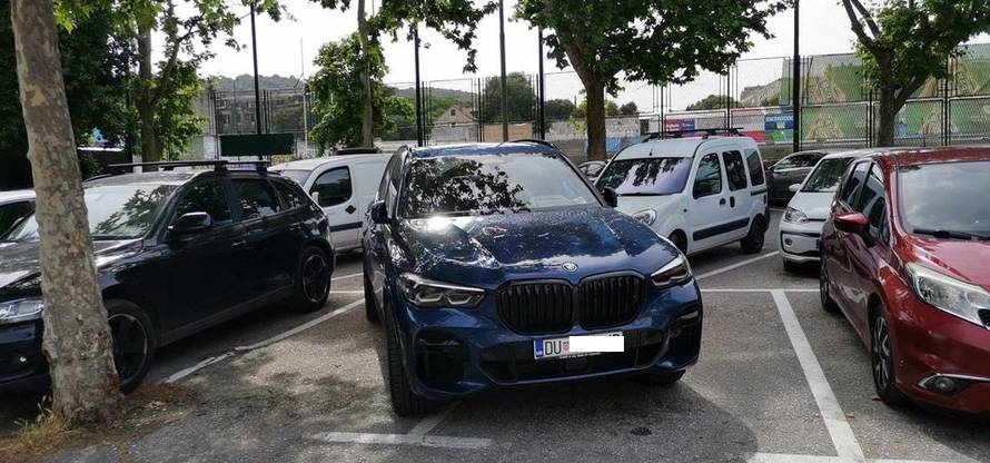 Kad Hrvati parkiraju! Pobjednik dana ima splitske tablice: 'Uzet mu auto i stavit ga na licitaciju!'