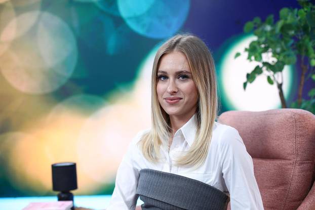 Zagreb: Pjevačica  Domenica Žuvela