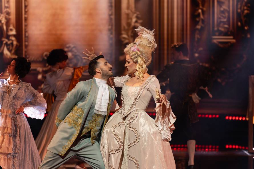 Marko Bošnjak u ulozi kraljice popa zavladao pozornicom: 'Madonna i ja smo iste osobe!'