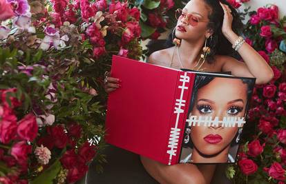 Kao od majke rođena Rihanna promovira svoju novu knjigu