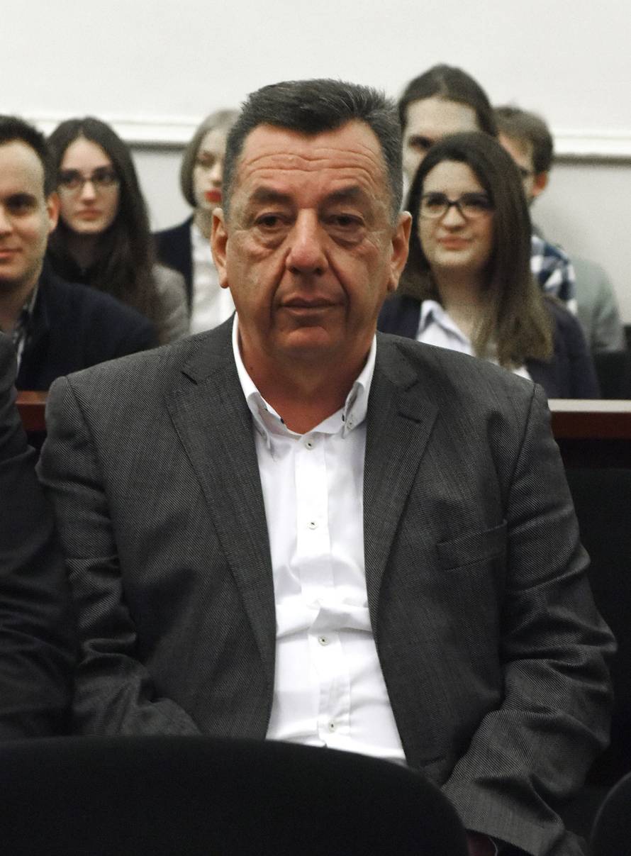 Kosor na vladi 2009.: Premijer je objasnio. Tko je za? Hvala