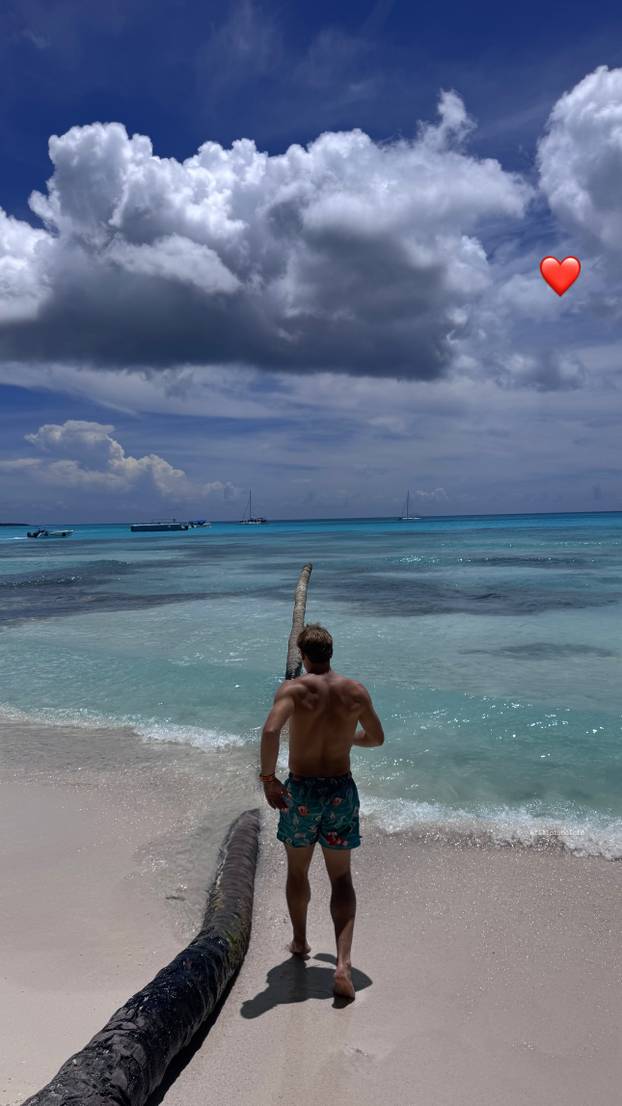 FOTO Zubčić i kineziologinja upijaju karipsko sunce: 'Mogu te ispucati, a i katapultirati...'