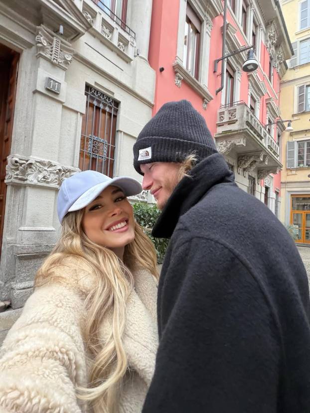 FOTO Trudna Diletta ponosno pokazuje trbuh, ali i ne samo njega: Natuknula je i spol bebe?