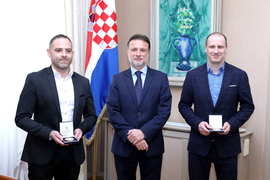 Zagreb: JandrokoviÄ primio rukometne suce koji su sudili finale Svjetskog prvenstva